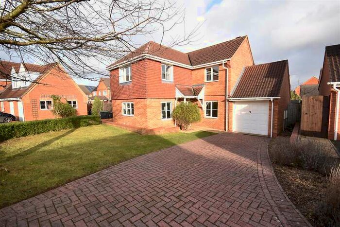4 Bedroom Detached House For Sale In Lime Close Ruskington, Sleaford, NG34
