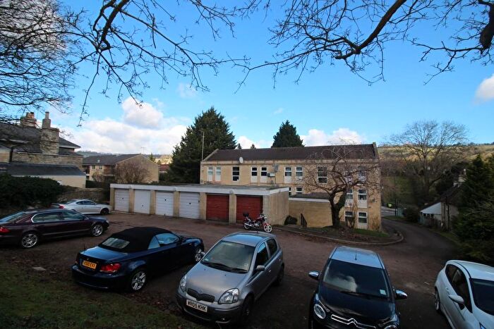 1 Bedroom Flat To Rent In High Street, Weston, BA1