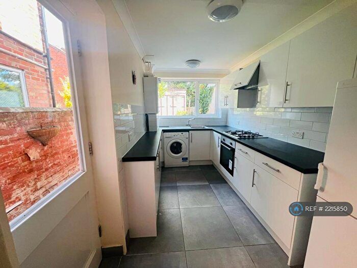 2 Bedroom Terraced House To Rent In Amity Road, Reading, RG1