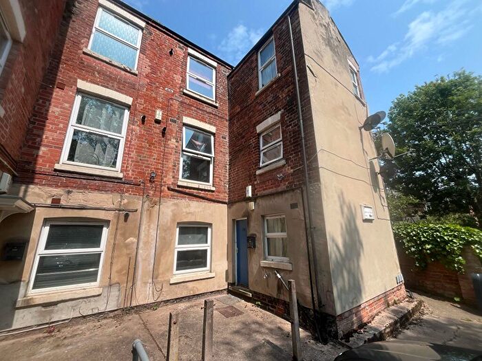 Studio To Rent In Corporation Oaks, Nottingham, NG3