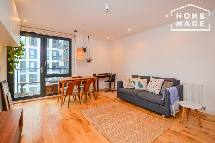 1 Bedroom Flat To Rent In Regalia Point, E2