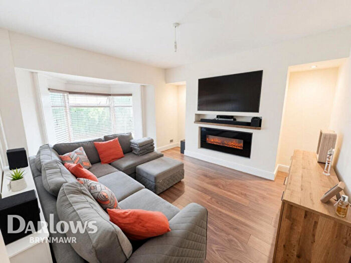 2 Bedroom Town House For Sale In Victoria Road, Ebbw Vale, NP23