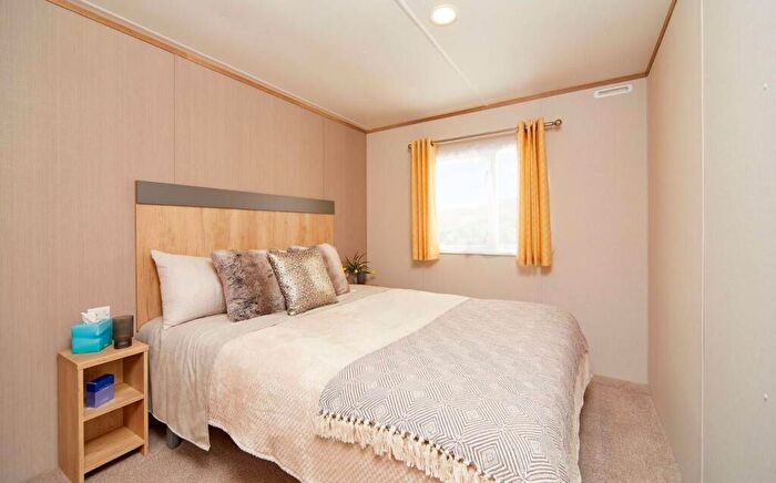 2 Bedroom Caravan For Sale In Hemsby, Great Yarmouth, NR29