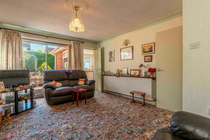 2 Bedroom Detached Bungalow For Sale In Cavendish Close, Castle Donington, Derby, Derbyshire, DE74