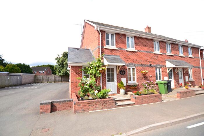 2 Bedroom End Of Terrace House For Sale In Bridge Street, Leominster, HR6