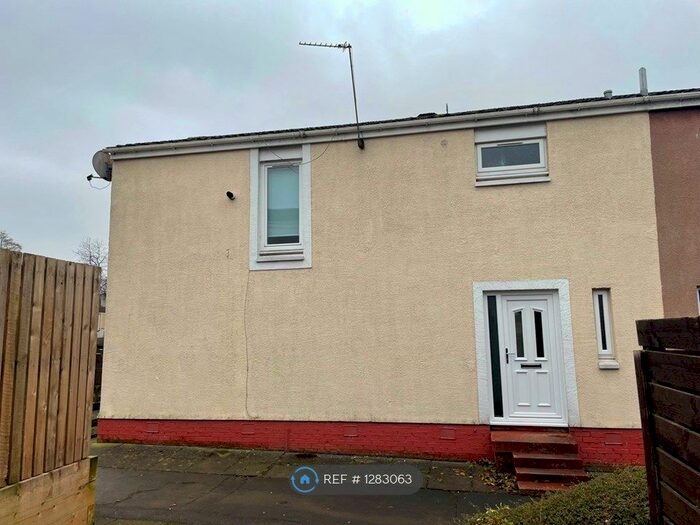 3 Bedroom End Of Terrace House To Rent In Findochty, Erskine PA8