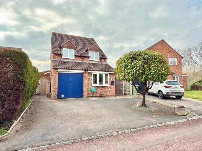 4 Bedroom Detached House For Sale In Tawny Close, Northway, Tewkesbury, GL20