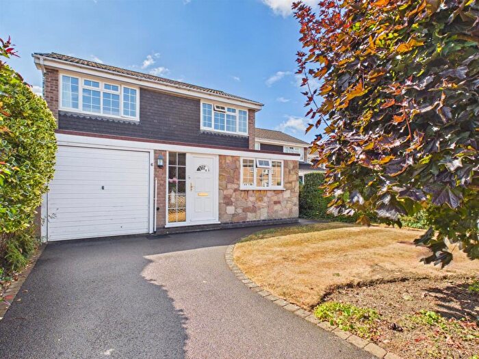 4 Bedroom Detached House For Sale In Lodge Close, Duffield, Belper, Derbyshire, DE56