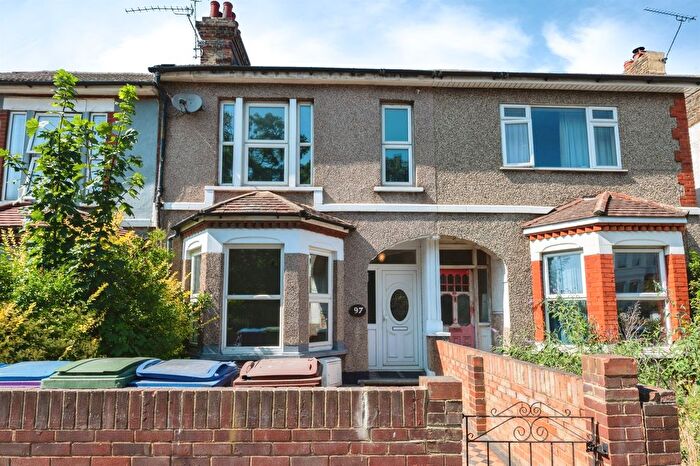 3 Bedroom Terraced House For Sale In Orsett Road, Grays, RM17