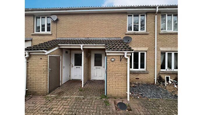 2 Bedroom Property For Sale In Tates Way, Stevenage, Hertfordshire, SG1