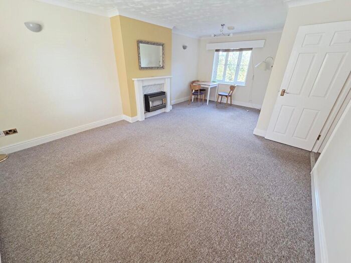 1 Bedroom Flat To Rent In Carleton Court, Rowhedge, CO5