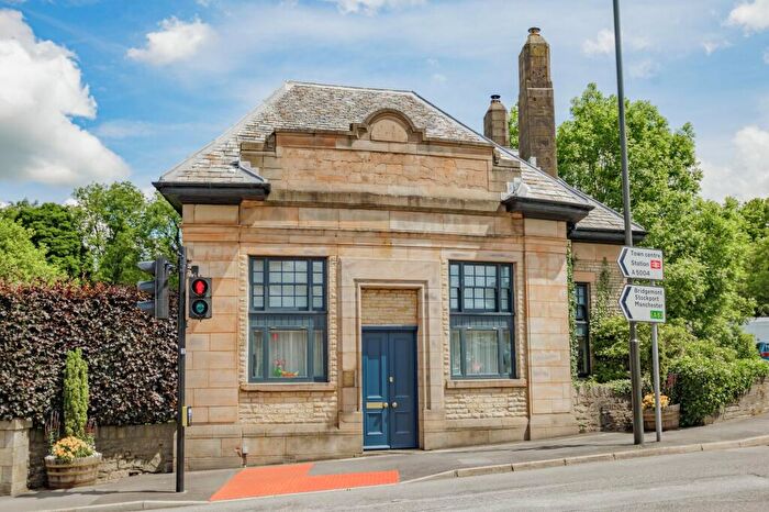 3 Bedroom Detached House For Sale In Buxton Road, Whaley Bridge, SK23