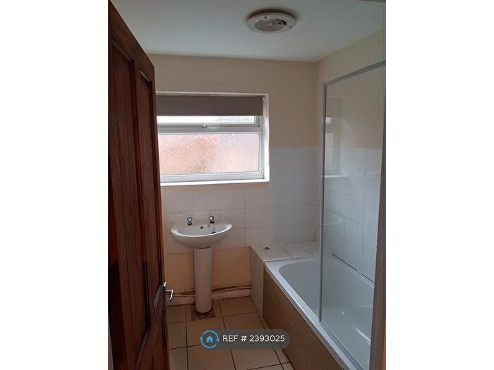 1 Bedroom Maisonette To Rent In Gilbey Road, Grimsby, DN31