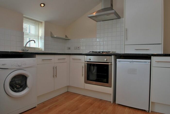 1 Bedroom Flat To Rent In Salisbury Road, Cathays, CF24