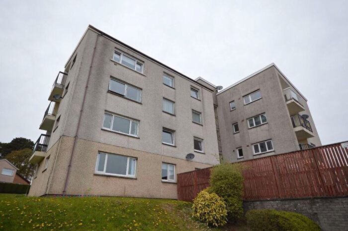 3 Bedroom Flat To Rent In Loch Assynt, East Kilbride, Glasgow, G74