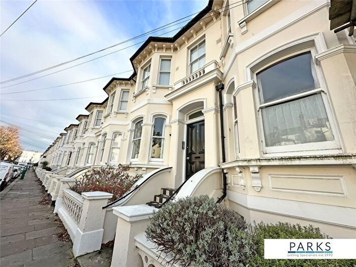 2 Bedroom Flat To Rent In Seafield Road, Hove, East Sussex, BN3
