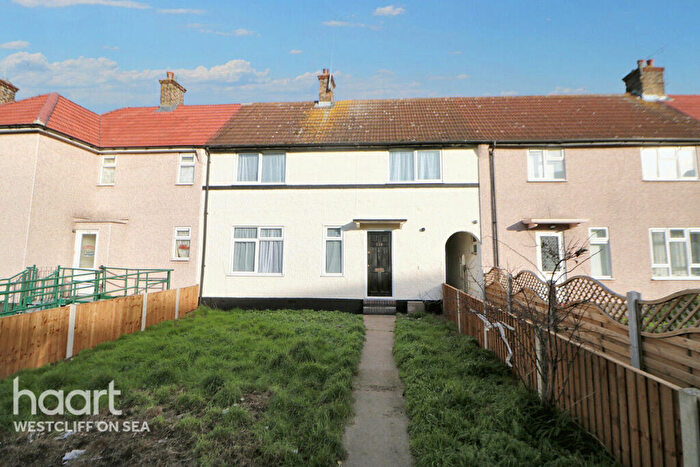 3 Bedroom Terraced House For Sale In Sutton Road, Southend-on-Sea, SS2