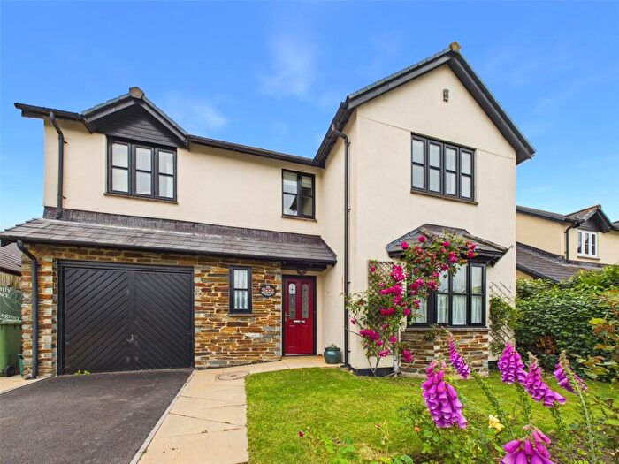 4 Bedroom Detached House For Sale In Aish Park, Shebbear, Beaworthy, EX21