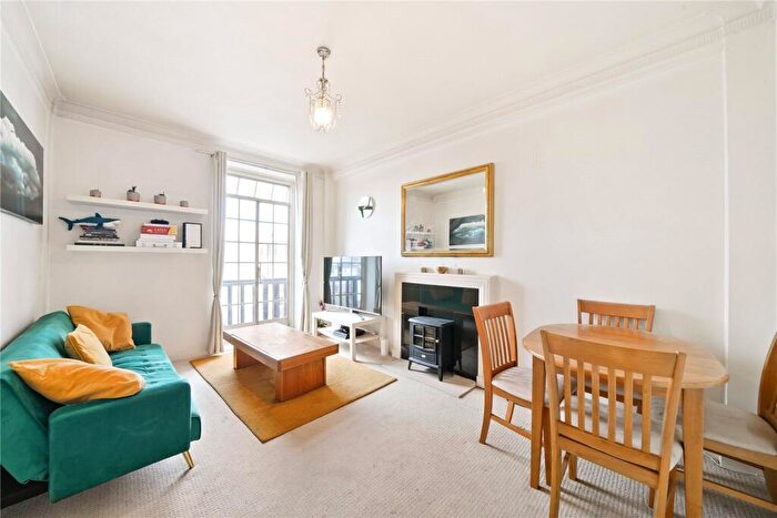 1 Bedroom Flat To Rent In Mortimer Court, Abbey Road, NW8