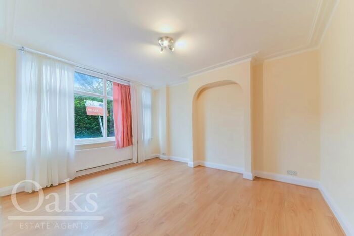 3 Bedroom Terraced House To Rent In Beverstone Road, Thornton Heath, CR7