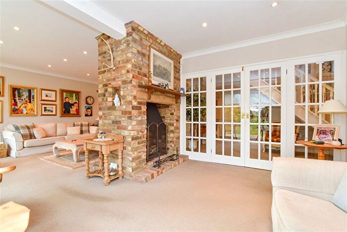 4 Bedroom Detached House For Sale In London Road, Stanford Rivers, Ongar, Essex, CM5