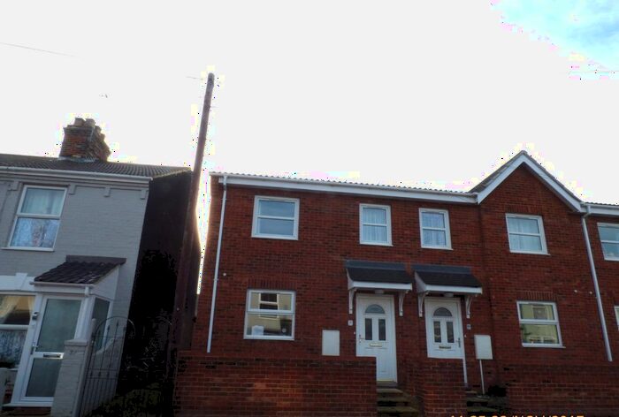 3 Bedroom End Of Terrace House To Rent In Nile Road, Gorleston, Great Yarmouth, NR31