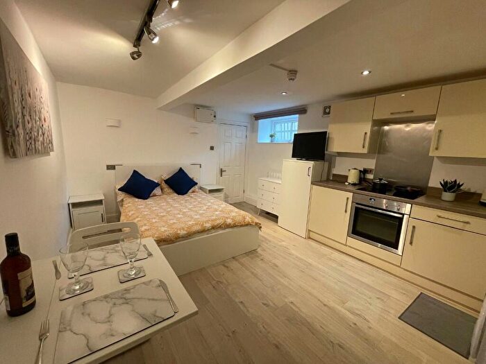 Studio To Rent In Railway Terrace, Derby, Derbyshire, DE1
