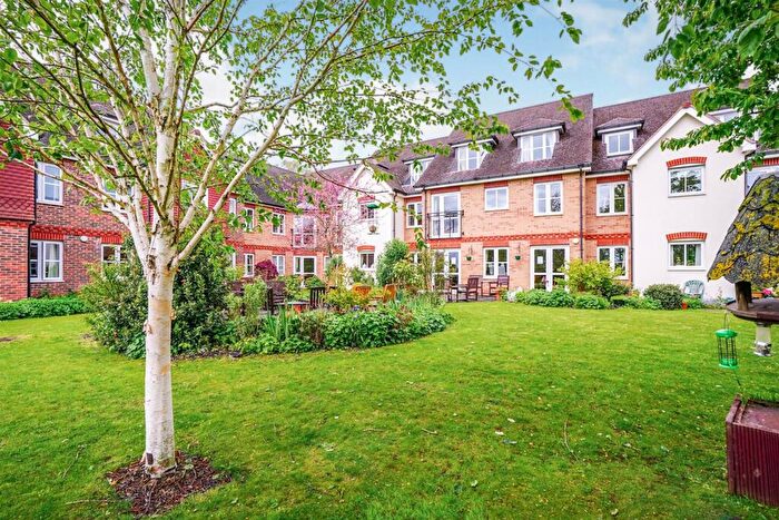 1 Bedroom Apartment For Sale In St Rumbolds Court, Buckingham Road, Brackley, NN13