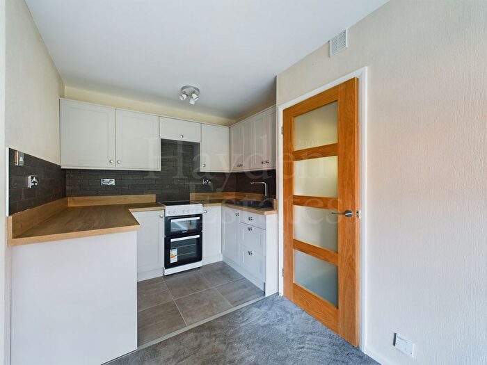 1 Bedroom Flat To Rent In Church Avenue, Stourport On Severn, DY13