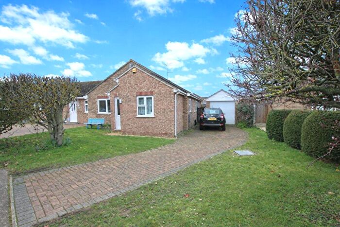 3 Bedroom Bungalow For Sale In Felixstowe Close, Clacton On Sea, CO16