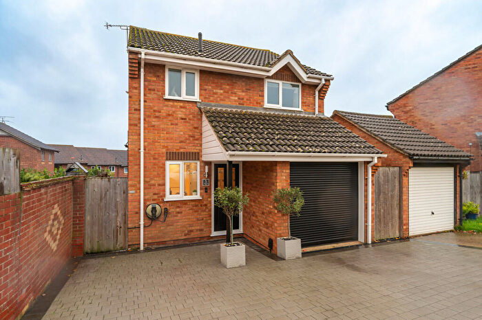 3 Bedroom Detached House For Sale In Hintlesham Drive, Felixstowe, IP11
