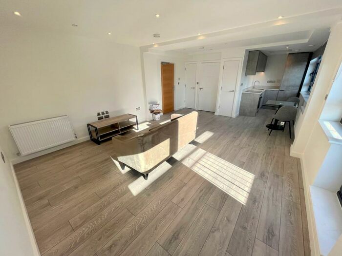 1 Bedroom Apartment To Rent In Alma Street, Luton, LU1