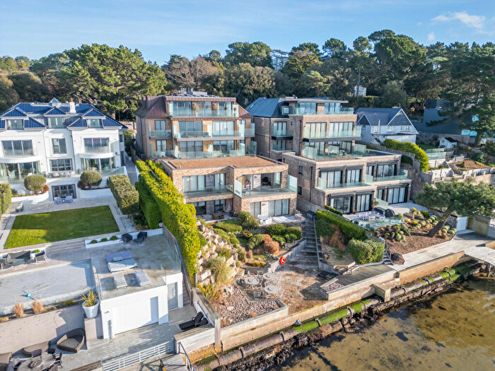 2 Bedroom Apartment For Sale In Sandbanks Road, Evening Hill, Poole, Dorset, BH14