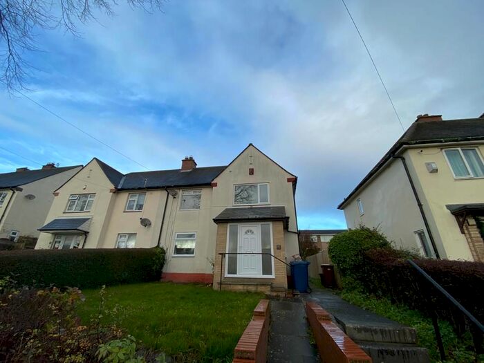 2 Bedroom Property To Rent In Broomy Hill Road, Throckley, Newcastle Upon Tyne, NE15