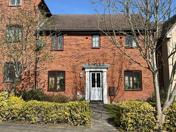 3 Bedroom Terraced House For Sale In Babylon Grove, Milton Keynes, Buckinghamshire, MK4