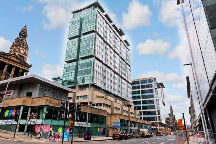 2 Bedroom Flat To Rent In Bothwell Street, Glasgow, G2