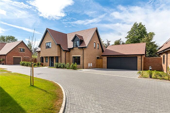 4 Bedroom Detached House For Sale In Whitecroft Road, Meldreth, SG8