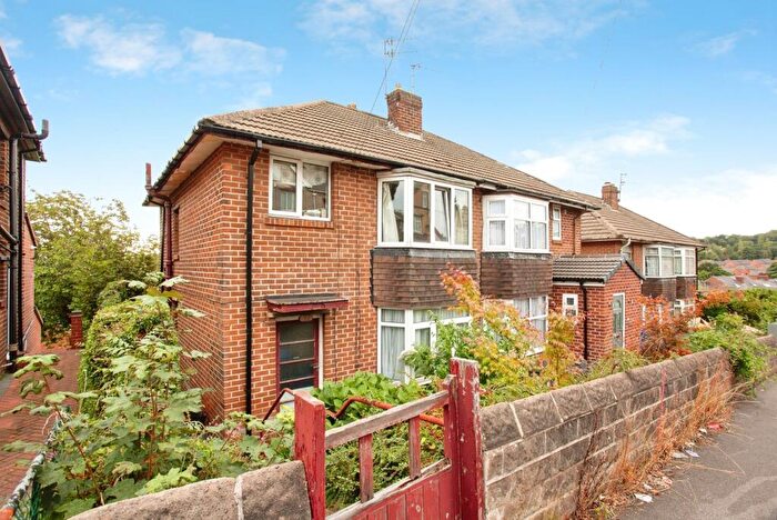 3 Bedroom Semi-Detached House For Sale In Horndean Road, Sheffield, S5