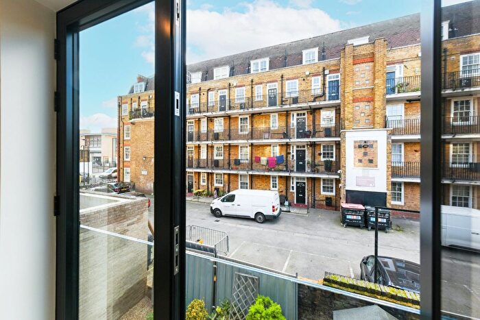 2 Bedroom Flat To Rent In Wandsworth Bridge Road, South Park, SW6