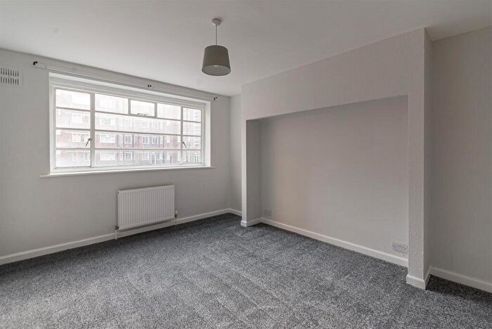 2 Bedroom Apartment To Rent In Granville Court, Jesmond, Newcastle Upon Tyne, NE2