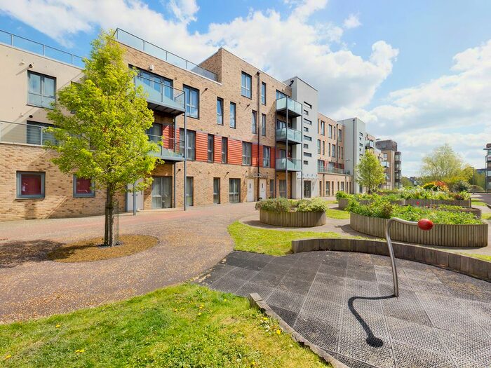 2 Bedroom Flat To Rent In Pepys Court, Cambridge, CB4