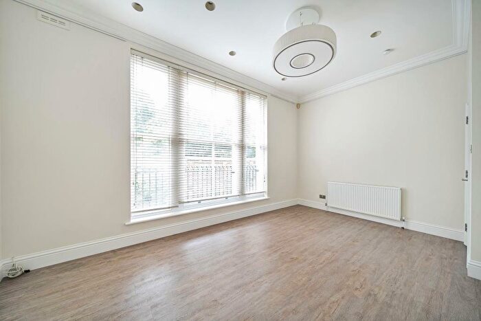 2 Bedroom Apartment To Rent In Belsize Place, Belsize Park, NW3