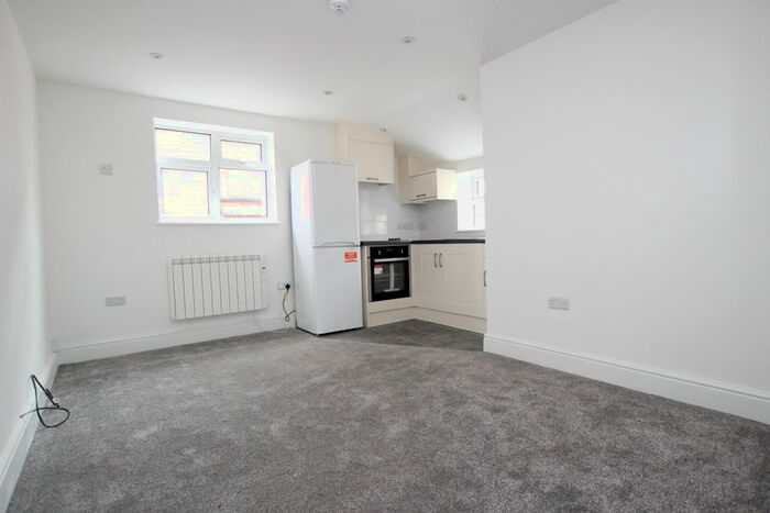 Studio To Rent In Radcliffe Road, West Bridgford, Nottingham NG2
