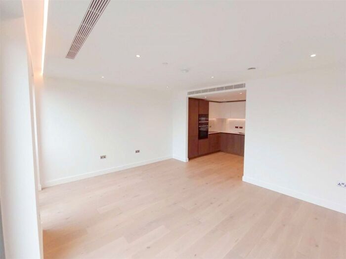1 Bedroom Flat For Sale In Postmark, WC1X