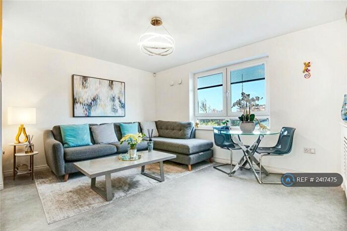 2 Bedroom Flat To Rent In Whimbrel Wynd, Renfrew, PA4