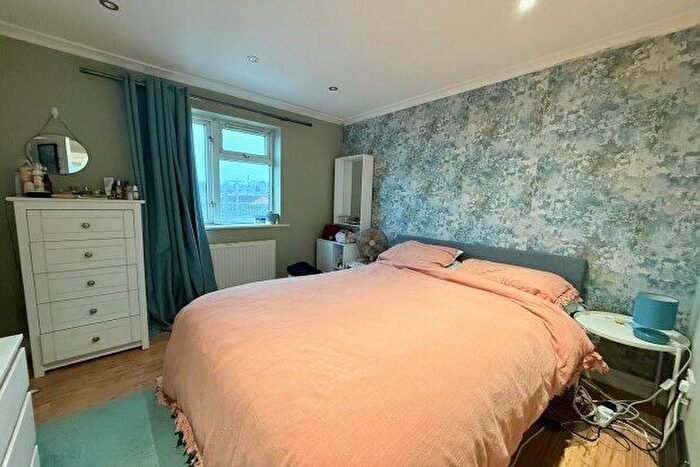 2 Bedroom End Of Terrace House To Rent In Eastmoor, Nottingham, NG12