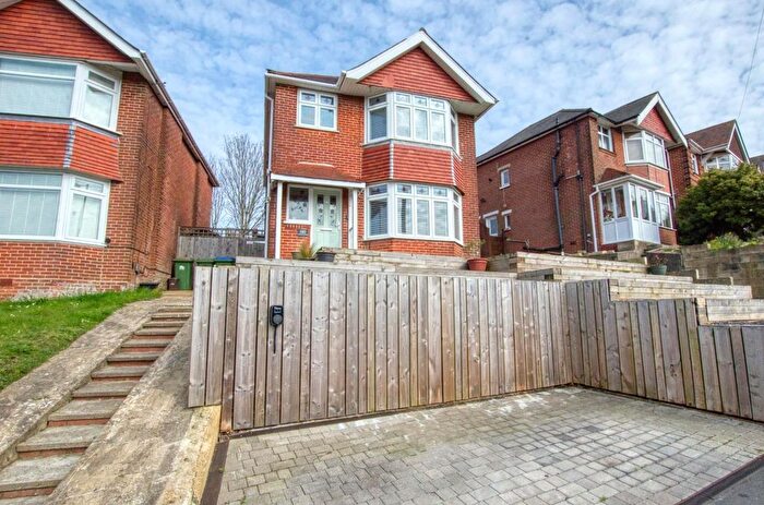 3 Bedroom Property For Sale In Chessel Avenue, Southampton, SO19