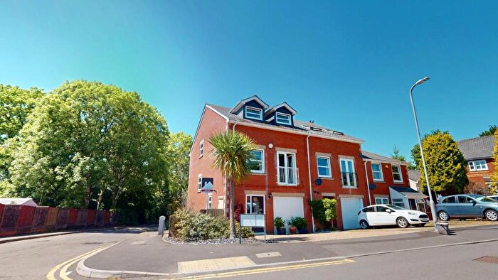 4 Bedroom Town House For Sale In Ragnall Close, Thornhill, Cardiff, CF14
