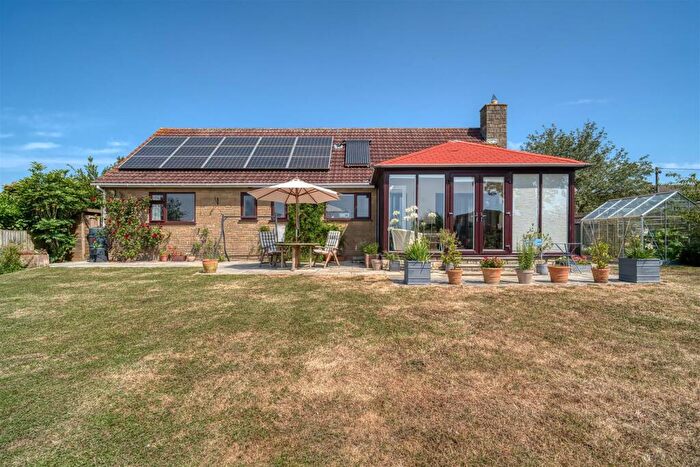3 Bedroom Detached House For Sale In Ham Lane, Marnhull, Sturminster Newton, DT10