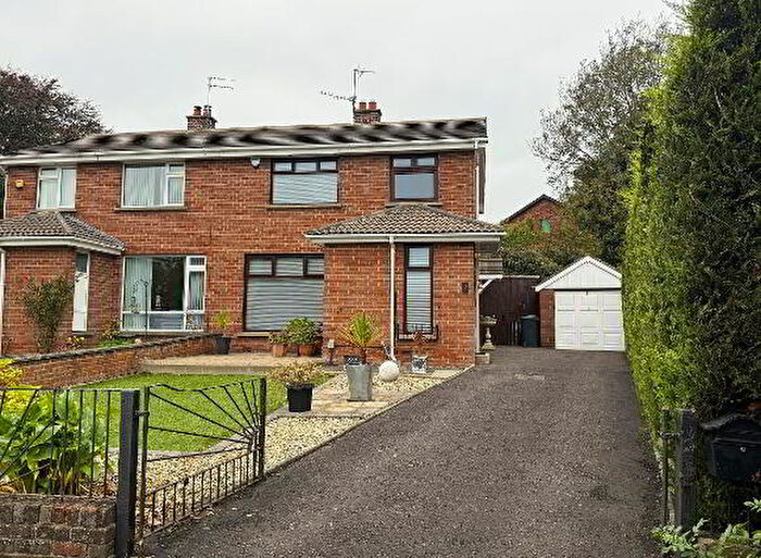 3 Bedroom Semi-Detached House For Sale In Pinecroft Park, Lisburn, BT28